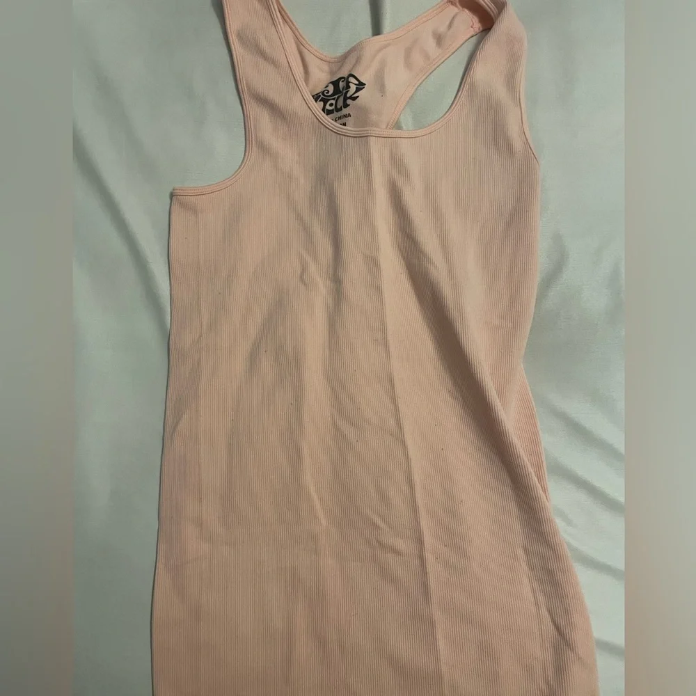 Assorted Color Tank Tops - Picture 15 of 16